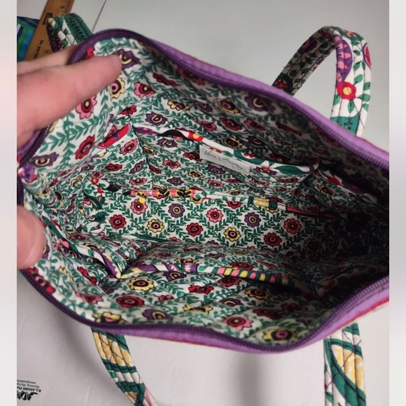 Vera Bradley Tote -- Like New! - Picture 4 of 9